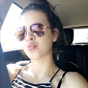 Meet your Posher, Kalie